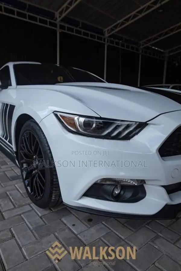 Ford Mustang EcoBoost 2016