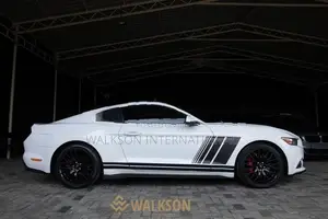 Ford Mustang EcoBoost 2016