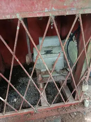 Block Gal Machine