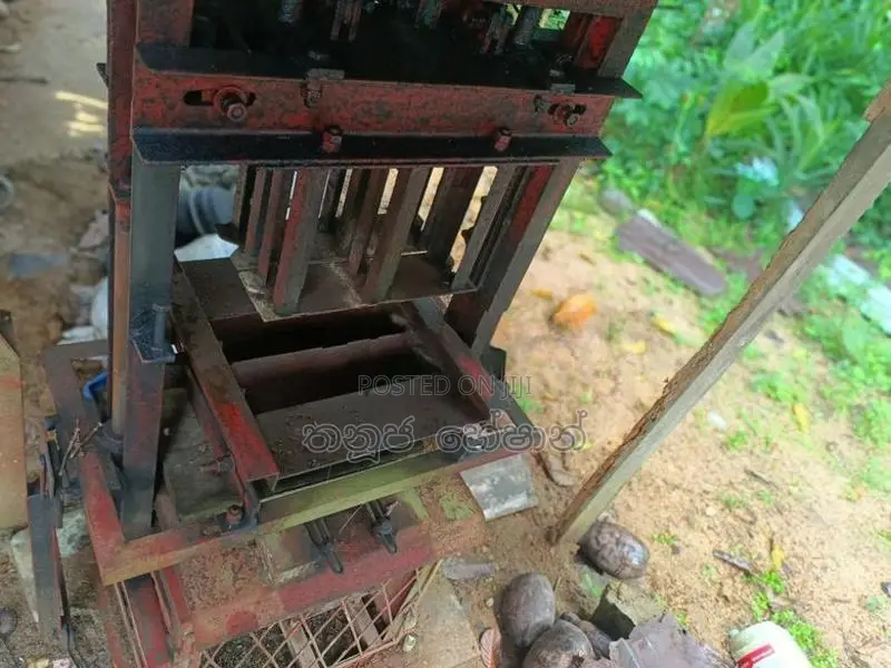 Block Gal Machine