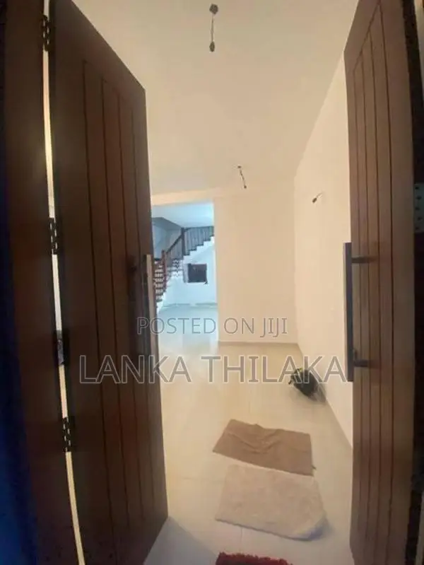 Luxury House for Rent in Wadduwa