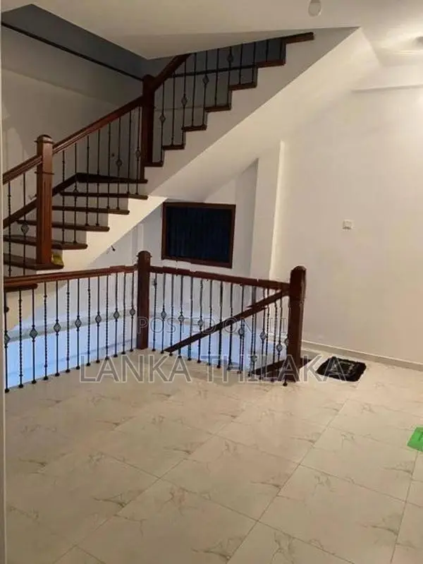 Luxury House for Rent in Wadduwa