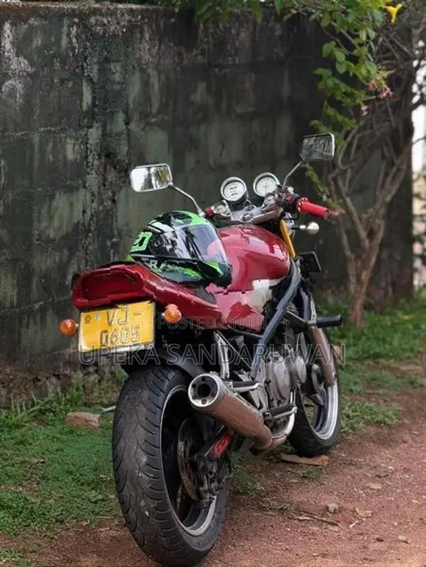 Suzuki Bandit 2010