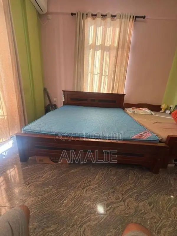 King Size Bed With Mattress