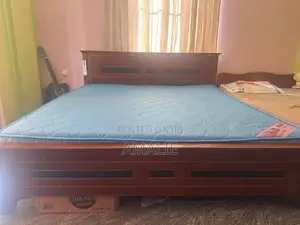 King Size Bed With Mattress