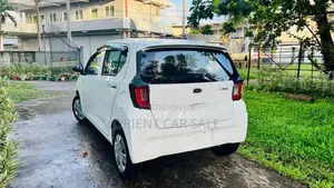 Daihatsu Mira G SA III 2025