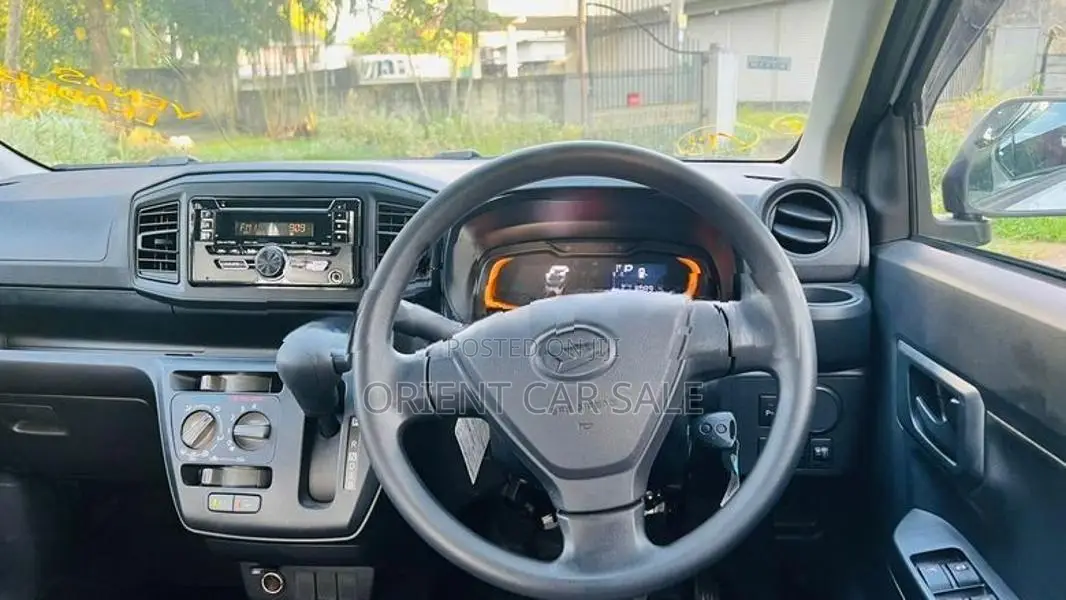 Daihatsu Mira G SA III 2025