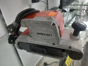 Maktek Electric Planer