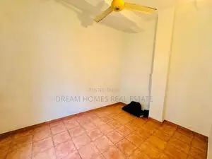 6 Bedroom House with for Sale - Battaramulla
