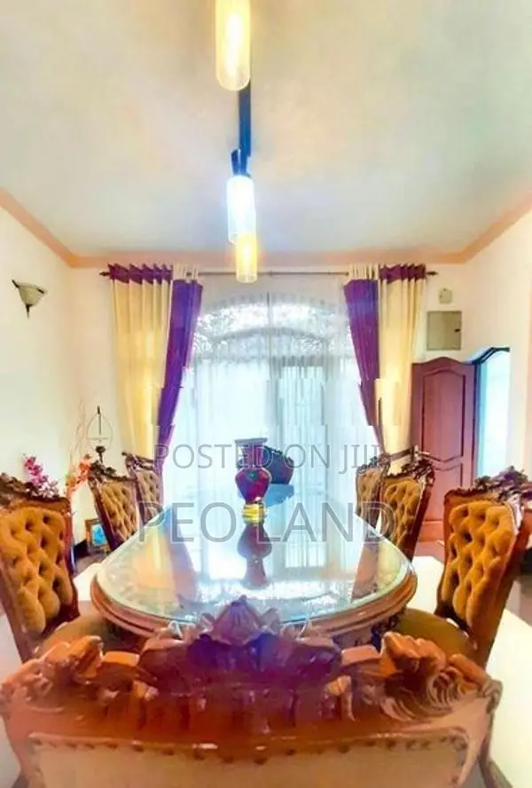 (HH284) Luxury Furnished Three storey house for sale in Kadawatha