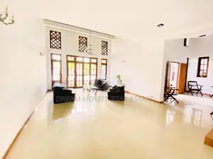 Luxury Two Story House 06BR For Sale In Kohuwala
