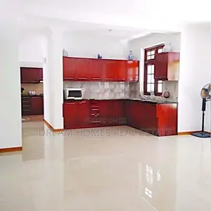 Luxury Two Story House 06BR For Sale In Kohuwala