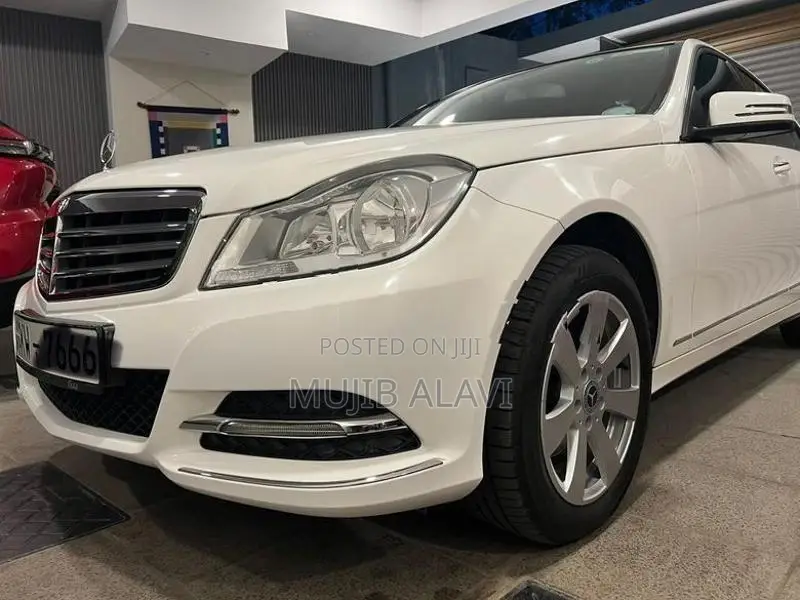 Mercedes Benz C220 2014