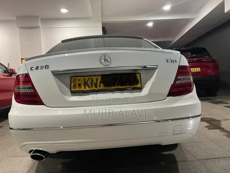 Mercedes Benz C220 2014