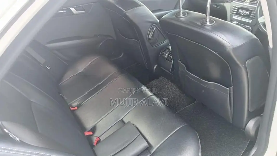 Mercedes Benz C220 2014