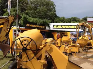 hydraulic concrete mixer