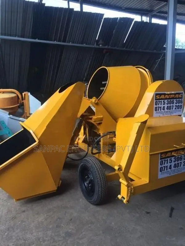 hydraulic concrete mixer