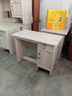 3ft Melamine office tables
