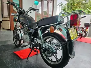 Suzuki GN 125 2018