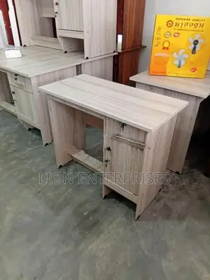 3ft Melamine office tables