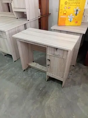 3ft Melamine office tables
