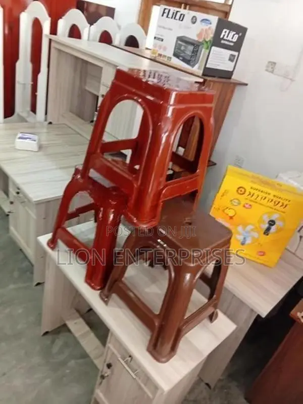 Plastic stools