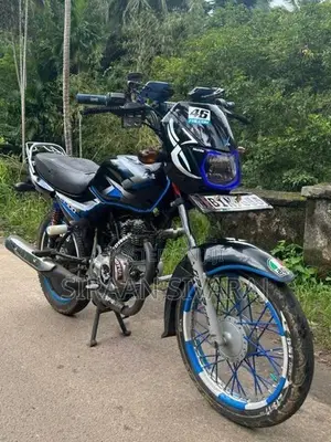 Bajaj CT100 2019