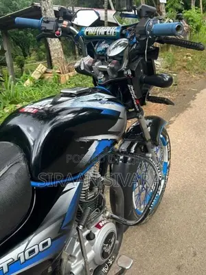 Bajaj CT100 2019