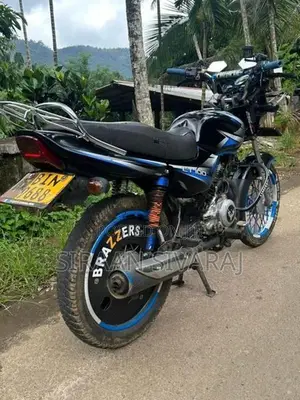 Bajaj CT100 2019