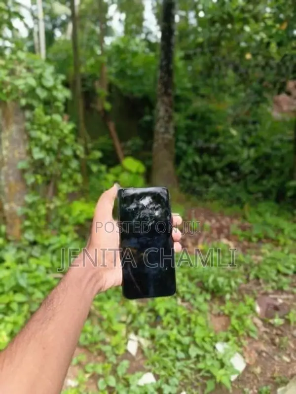 Apple iPhone XS (Used)
