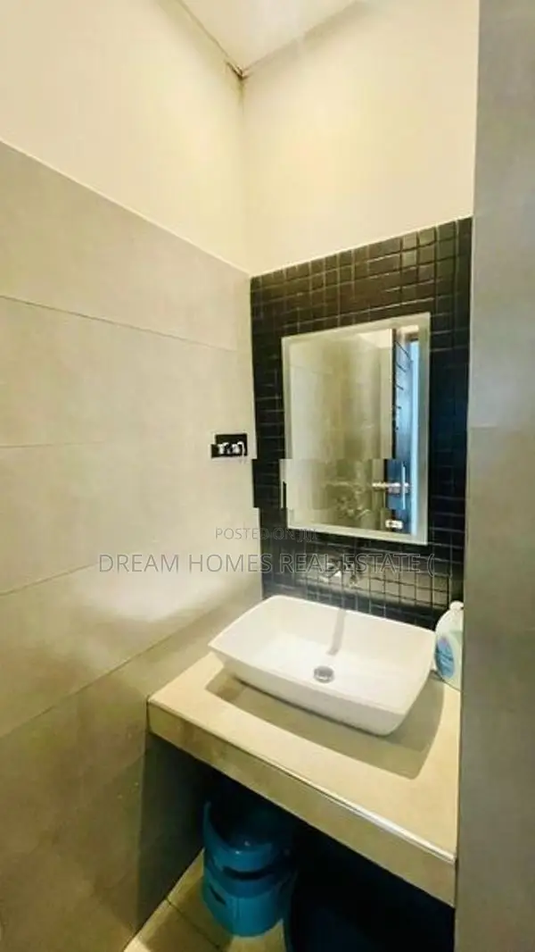 Single-Storey House for Sale in Kandana