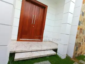 Beautiful Solid Luxury House for Sale Piliyandala