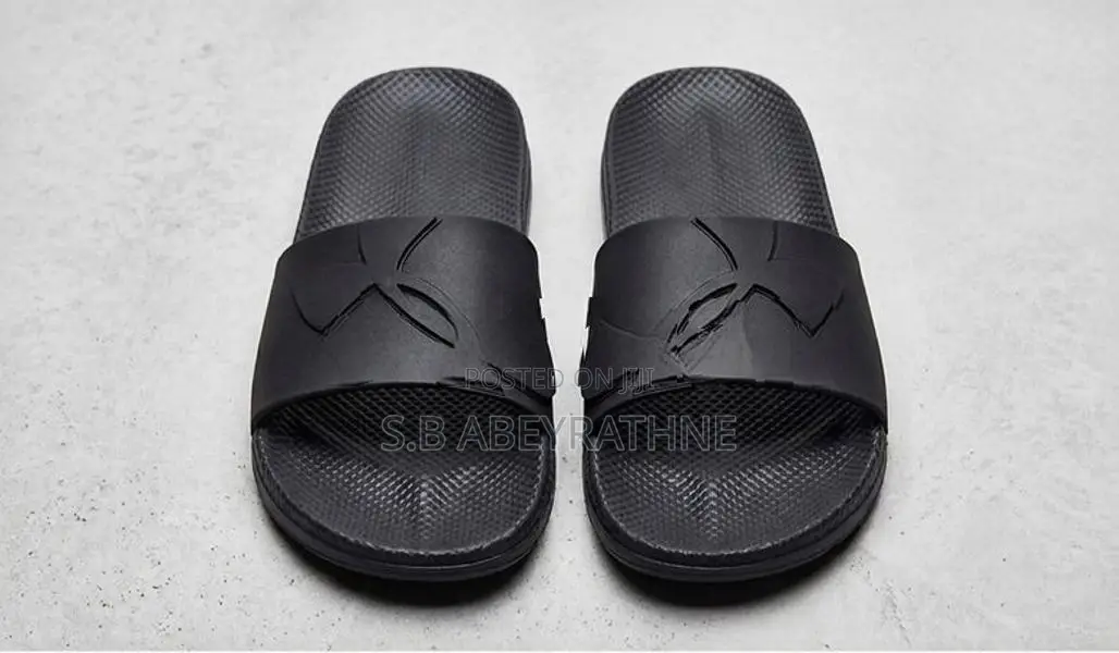 Premium Under Armour Men's Lightweight Comfort Slides
