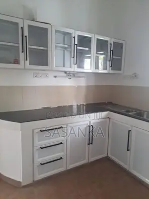 Nugegoda Stanley Thilakaratne Mawatha House Upstair for Rent