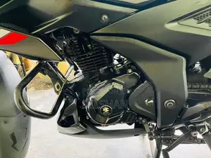Bajaj Pulsar N160 Premium 2025
