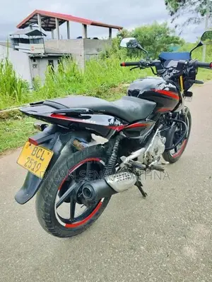 Bajaj Pulsar 150 2015