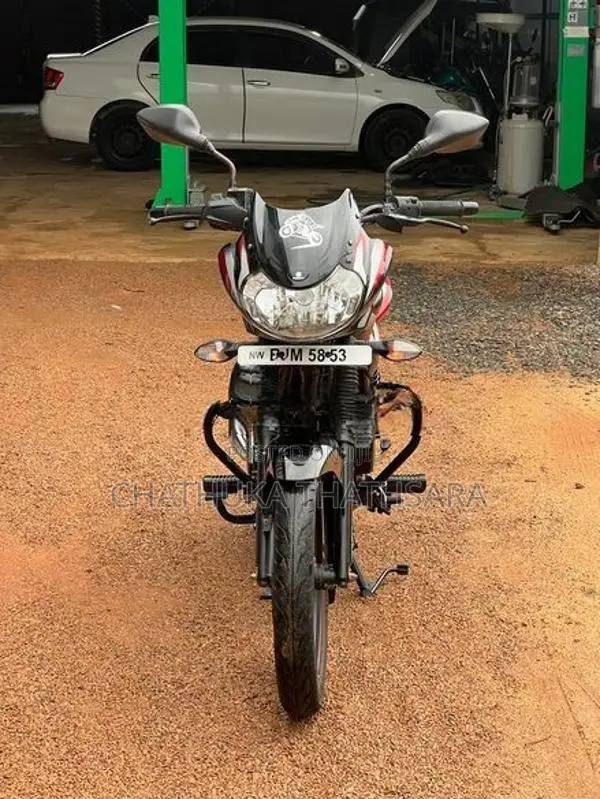 Bajaj Discover 125 2025
