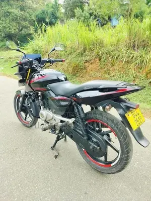 Bajaj Pulsar 150 2015