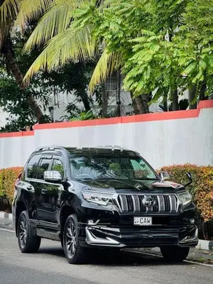 Toyota Land Cruiser Prado TX 2017