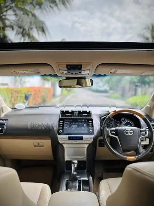 Toyota Land Cruiser Prado TX 2017