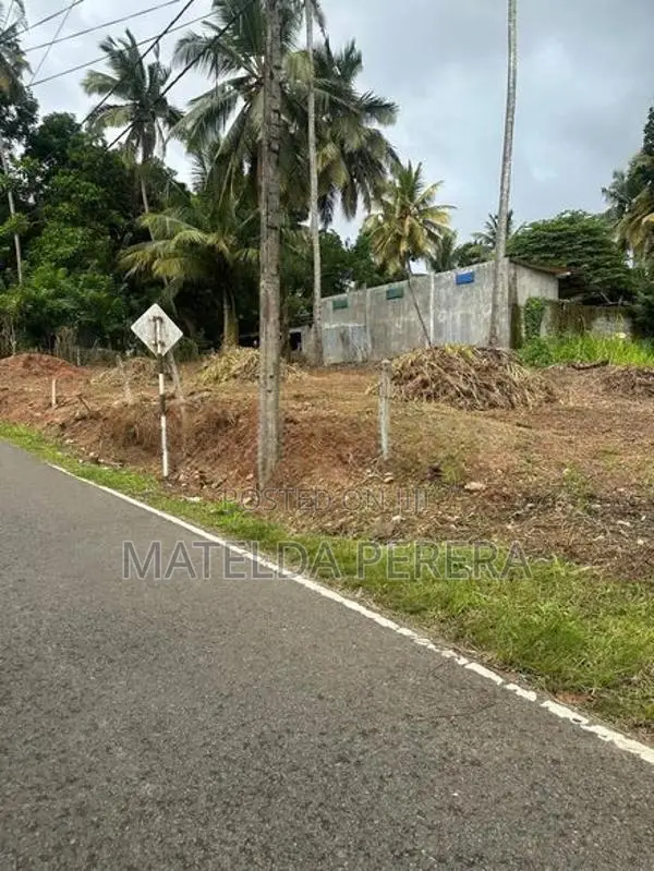 Land for Sale in Uthuwankanda