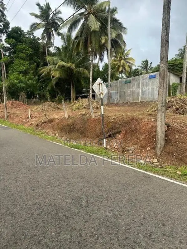 Land for Sale in Uthuwankanda