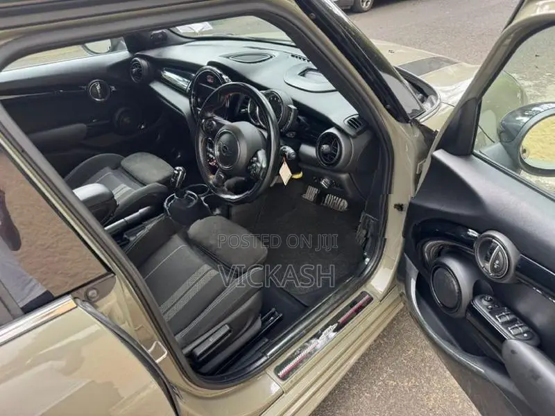 Mini Cooper 2018