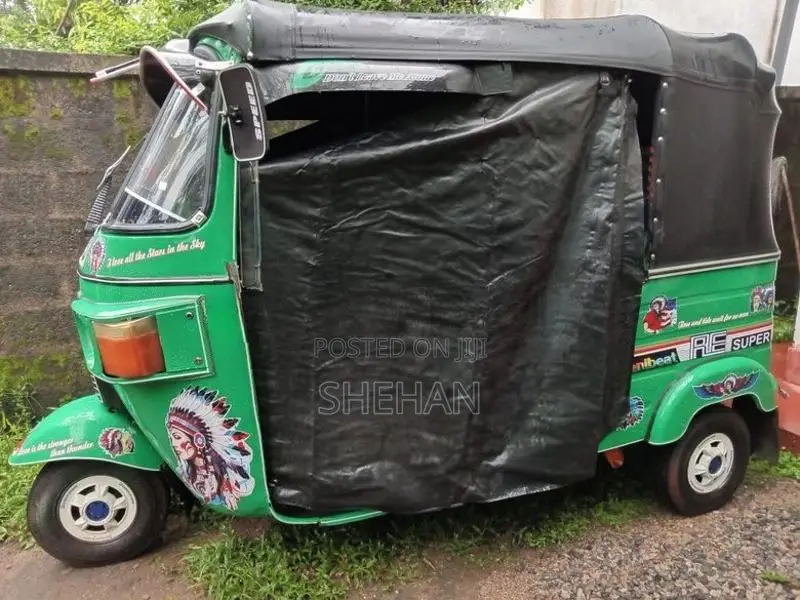 Bajaj RE 2009