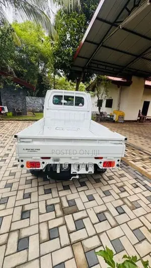 Mitsubishi Mini Cab Carry trak 2025