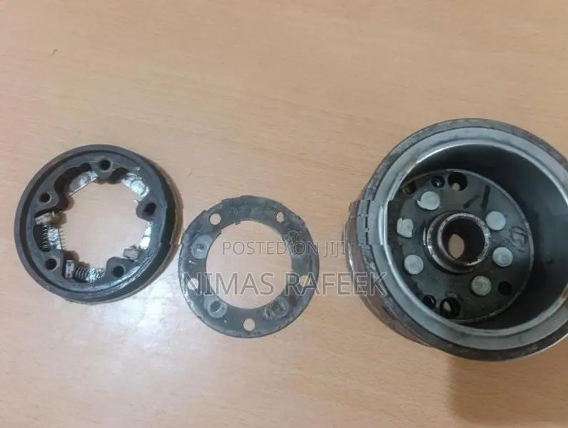 Bajaj Discover 125 Fly Wheel Set