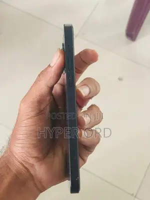 Apple iPhone 12 (Used)