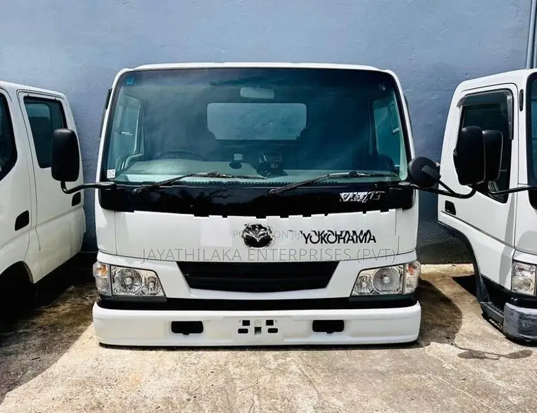 Mazda Titan Cabin