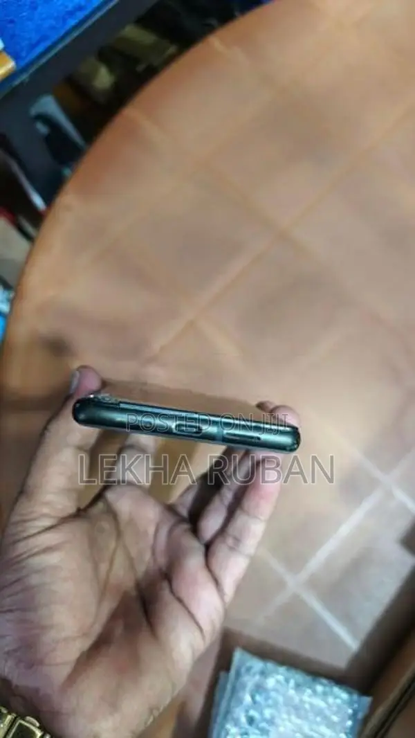 Google Pixel 6 8GB/256GB (Used)