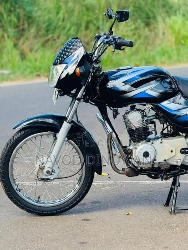 Bajaj CT100 2015